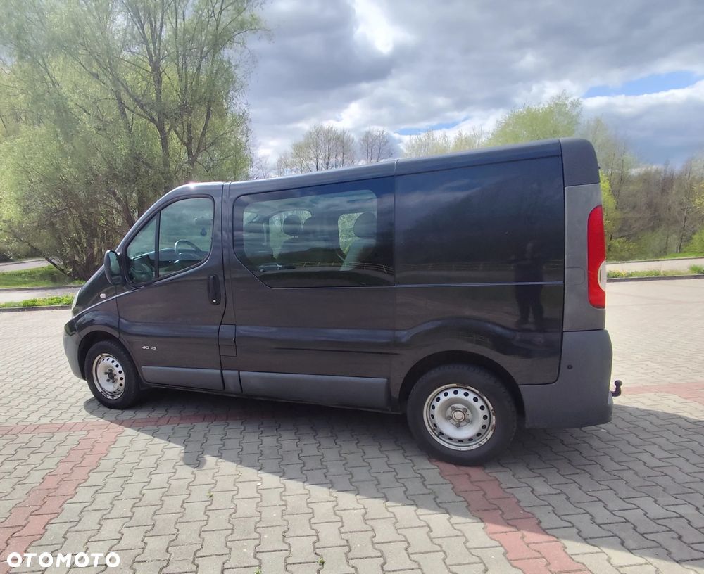 Renault Trafic - 16