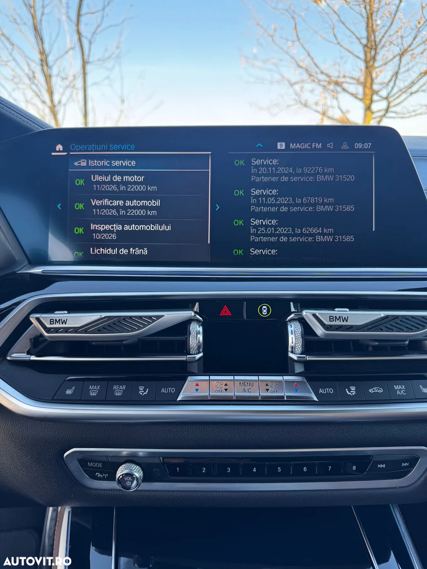 BMW X5 xDrive45e - 33