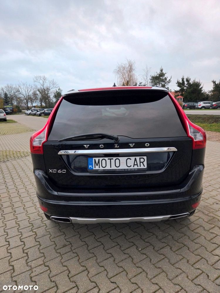 Volvo XC 60 D4 Geartronic Momentum - 11
