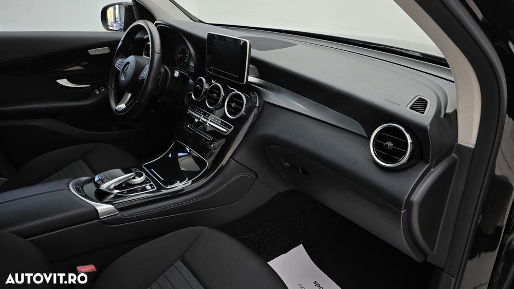 Mercedes-Benz GLC 250 4MATIC - 20