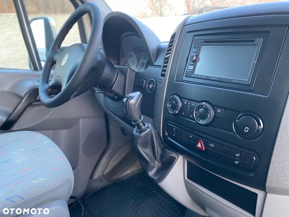 Volkswagen CRAFTER - 23