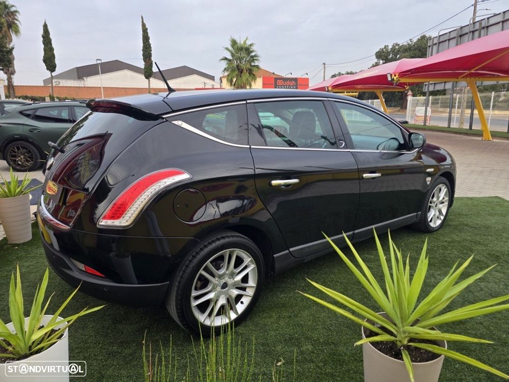 Lancia Delta 1.6 MultiJet 16v Oro - 4