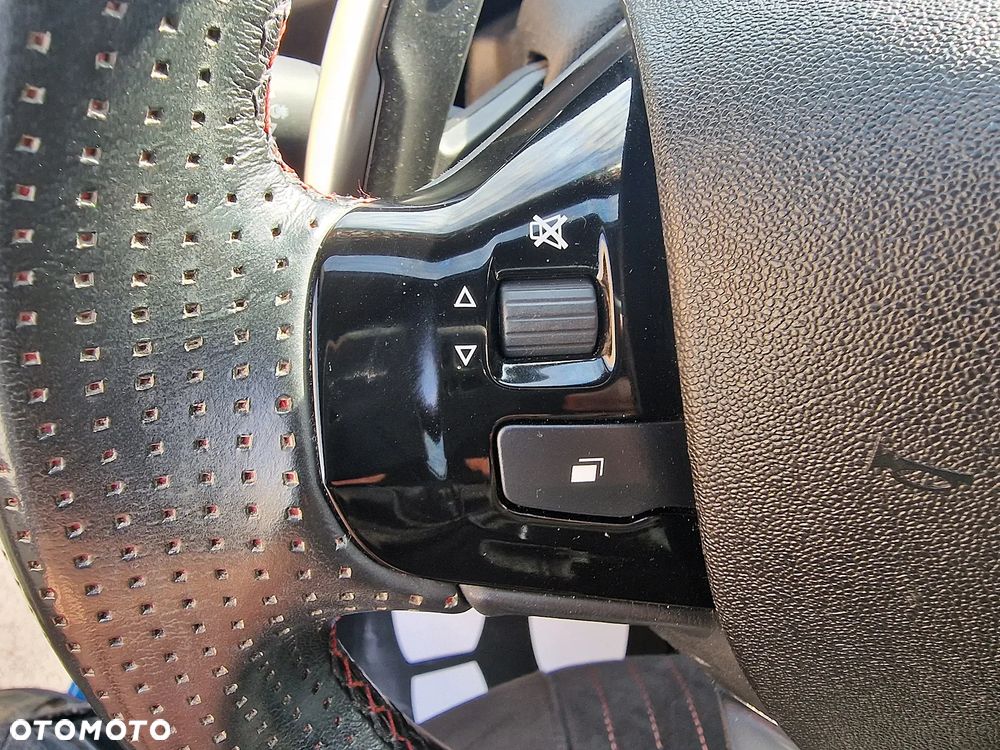 Peugeot 308 1.2 PureTech GT Pack S&S EAT8 - 14