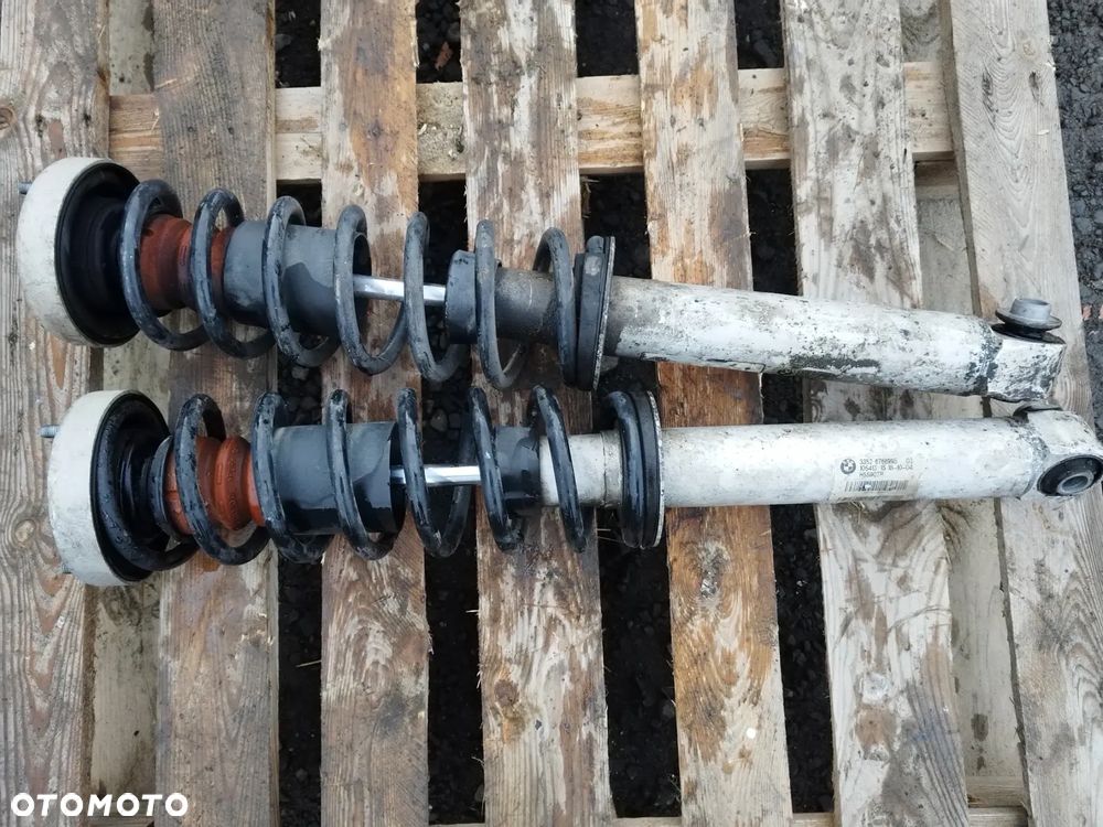 AMORTYZATOR PRAWY LEWY TYŁ KOMPLET BMW E60 3.0D