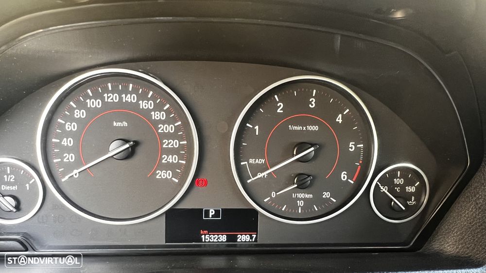 BMW 318 d Touring Auto Line Sport - 33