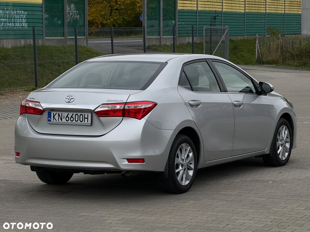 Toyota Corolla 1.6 Premium - 10