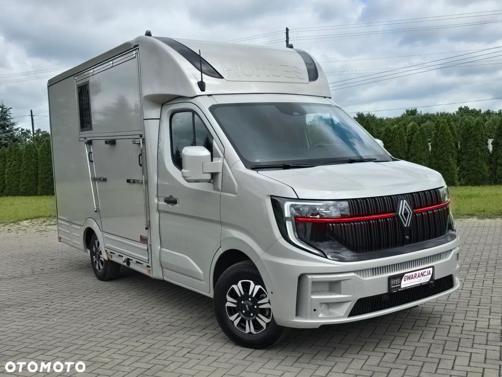 Renault Master-Koniowóz - 2
