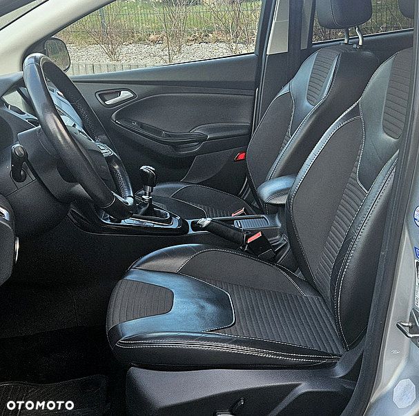 Ford Focus 2.0 TDCi Titanium ASS - 13