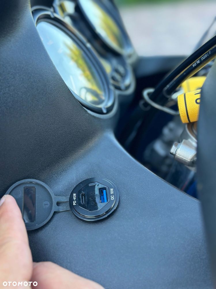 Suzuki DL - 10
