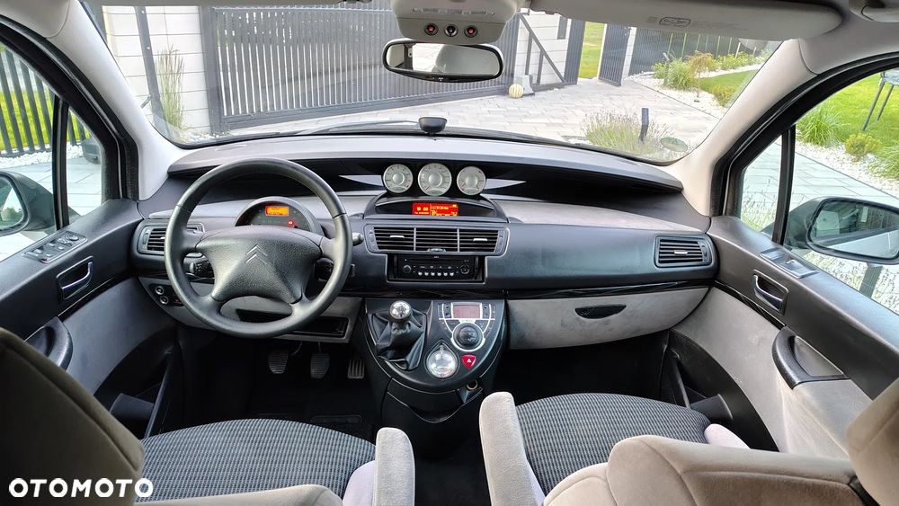 Citroën C8 - 22