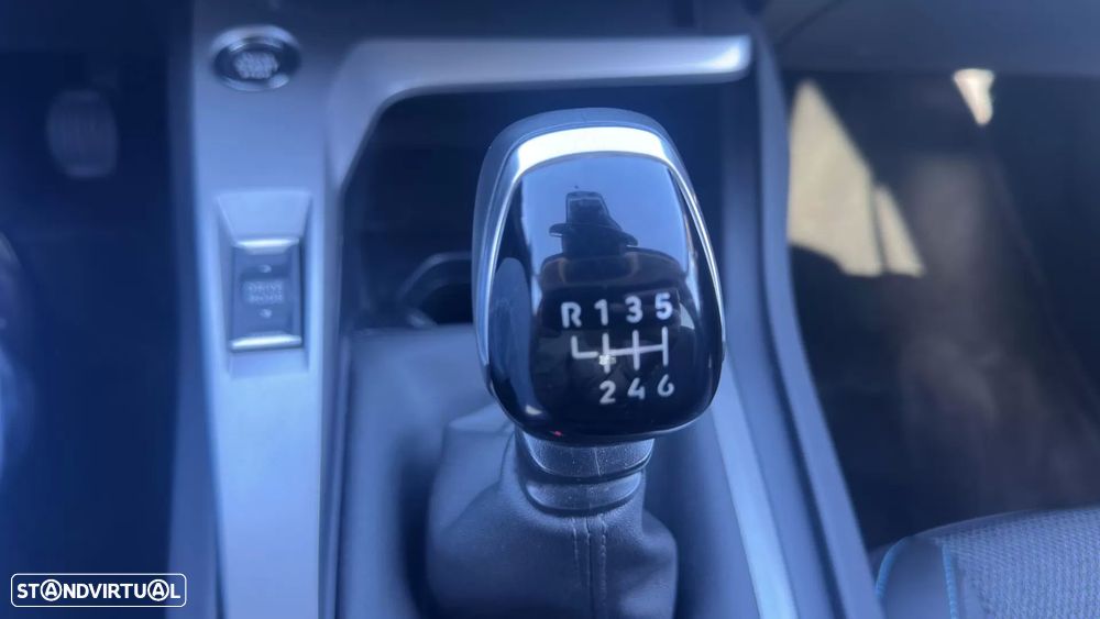 Peugeot 308 1.2 PureTech Allure Pack - 22