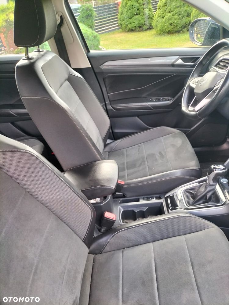 Volkswagen T-Roc 1.5 TSI Style DSG - 9