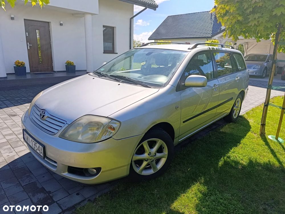 Toyota Corolla 1.4 D-4D Dynamic - 3