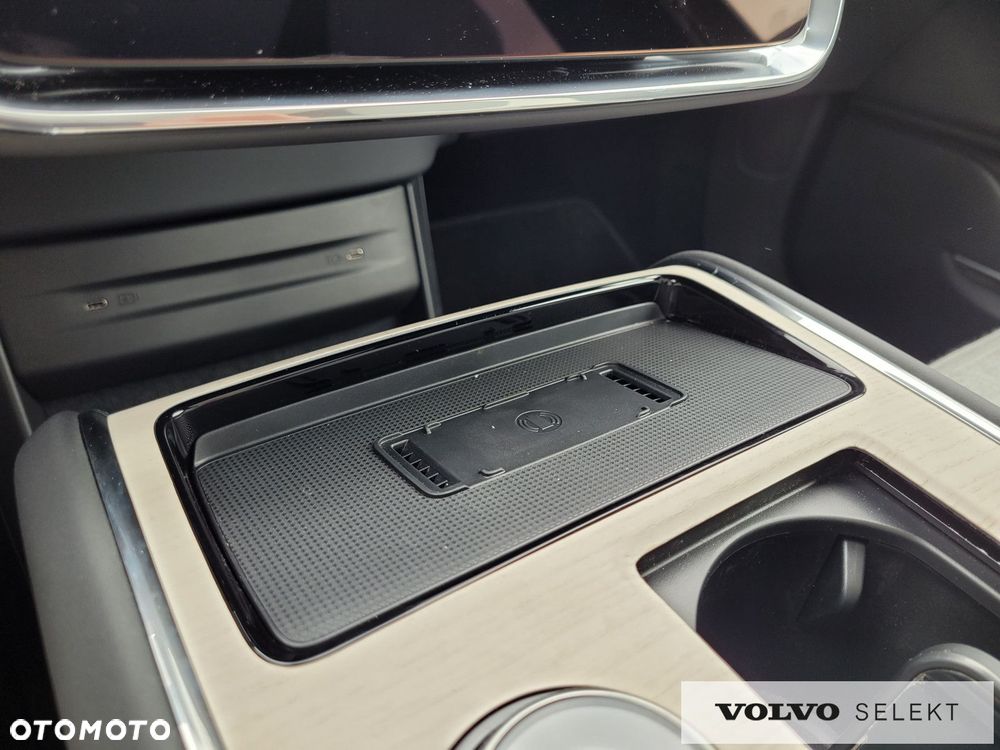 Volvo EX90 - 21