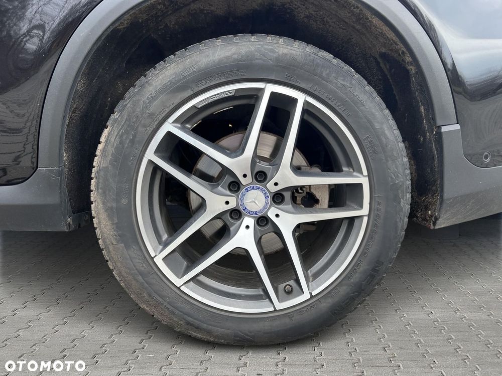 Mercedes-Benz GLC 220 d 4-Matic - 29