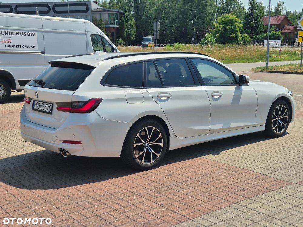 BMW Seria 3 320d xDrive Sport Line Shadow - 3