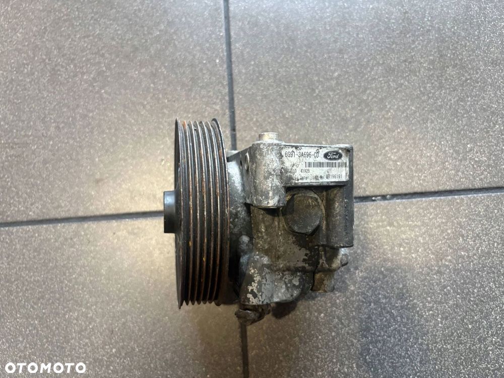 POMPA WSPOMAGANIA 1.8 TDCI FORD 6G91-3A696-CD - 1