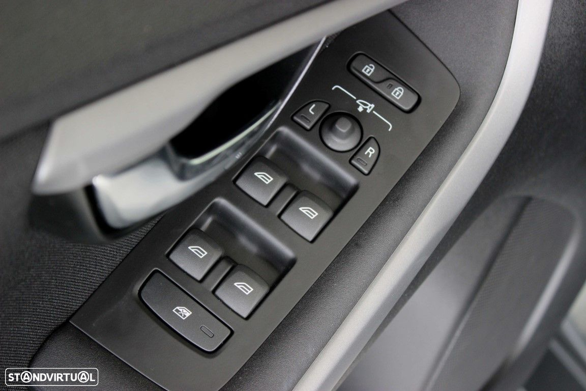 Volvo V40 - 12