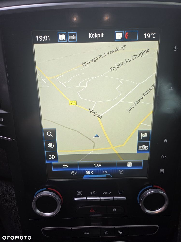 Renault Megane ENERGY TCe 130 EDC BOSE EDITION - 25