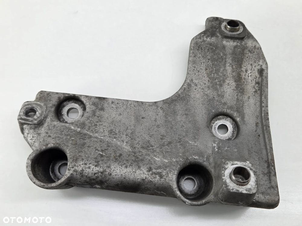 ŁAPA MOCOWANIE SPRĘŻARKI KLIMATYZACJII BMW 3 E90 N43B20 N43 2.0B 7505980 - 2