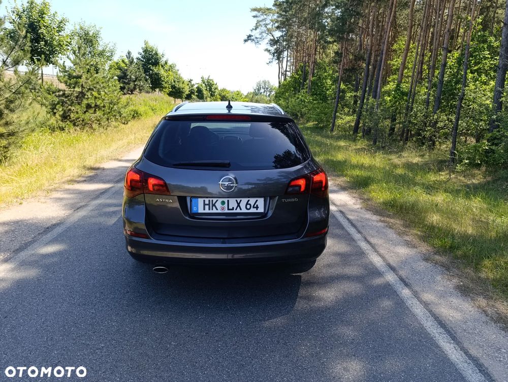 Opel Astra 1.4 T Cosmo S&S - 10