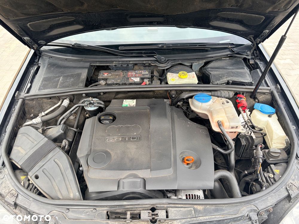 Audi A4 Avant 2.0 TDI Quattro - 19