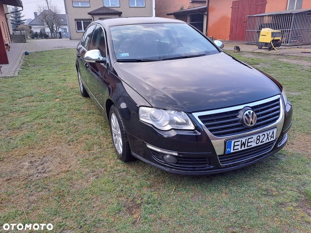 Volkswagen Passat 2.0 TDI Highline - 2