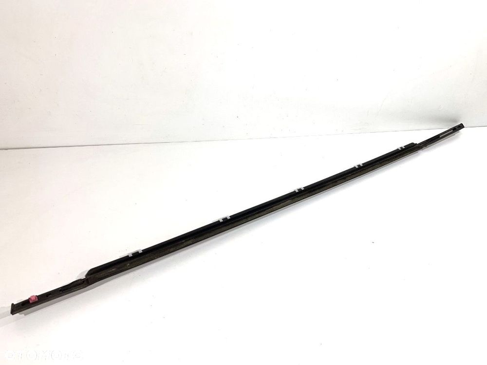 LISTWA ZGARNIAJĄCA PRZÓD PRAWY  KIA CEED (CD) 2018 - 2022 1.6 CRDi 115 85 kW [116 KM] olej - 3