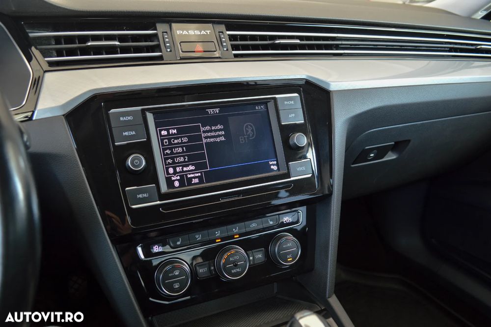 Volkswagen Passat 1.5 TSI ACT DSG Comfortline - 20