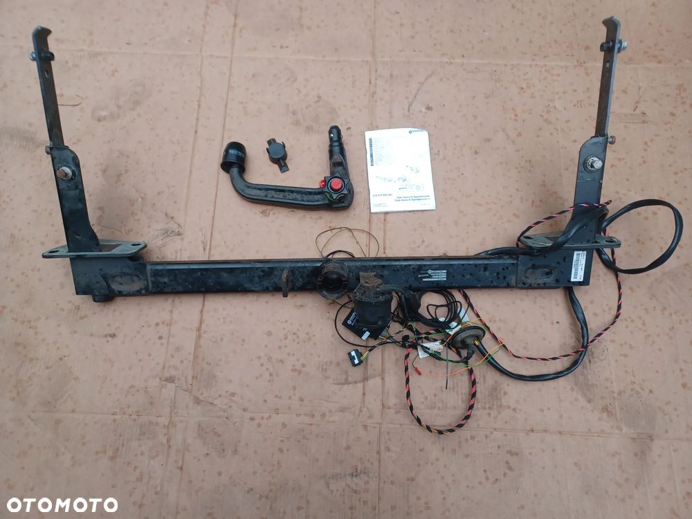 HAK HOLOWNICZY WYPINANY OPEL ASTRA K KOMBI - 1