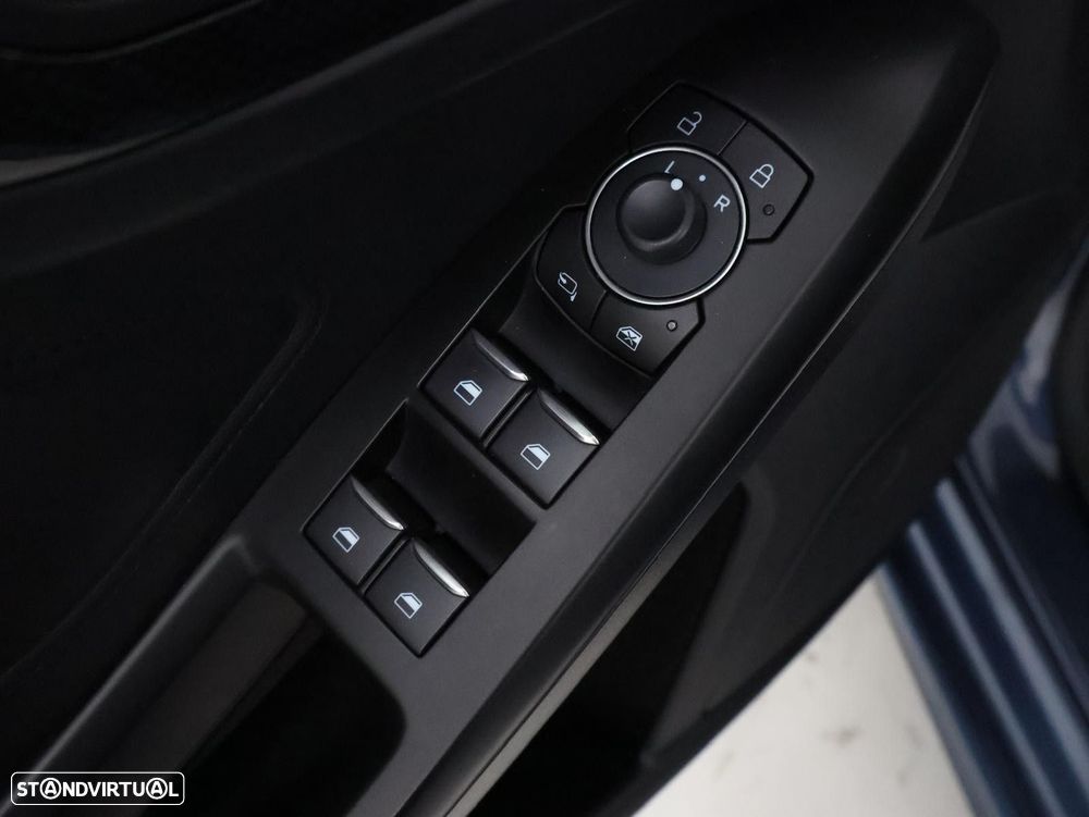 Ford Focus 1.0 EcoBoost MHEV ST-Line - 12