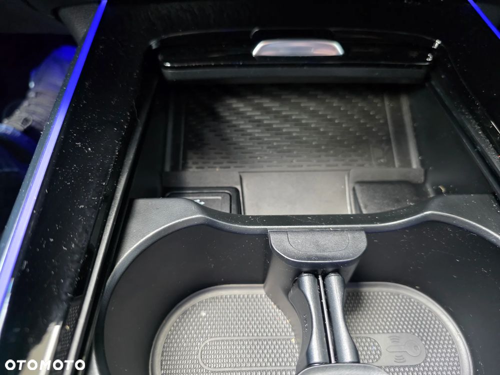 Mercedes-Benz GLA 200 AMG Line - 29