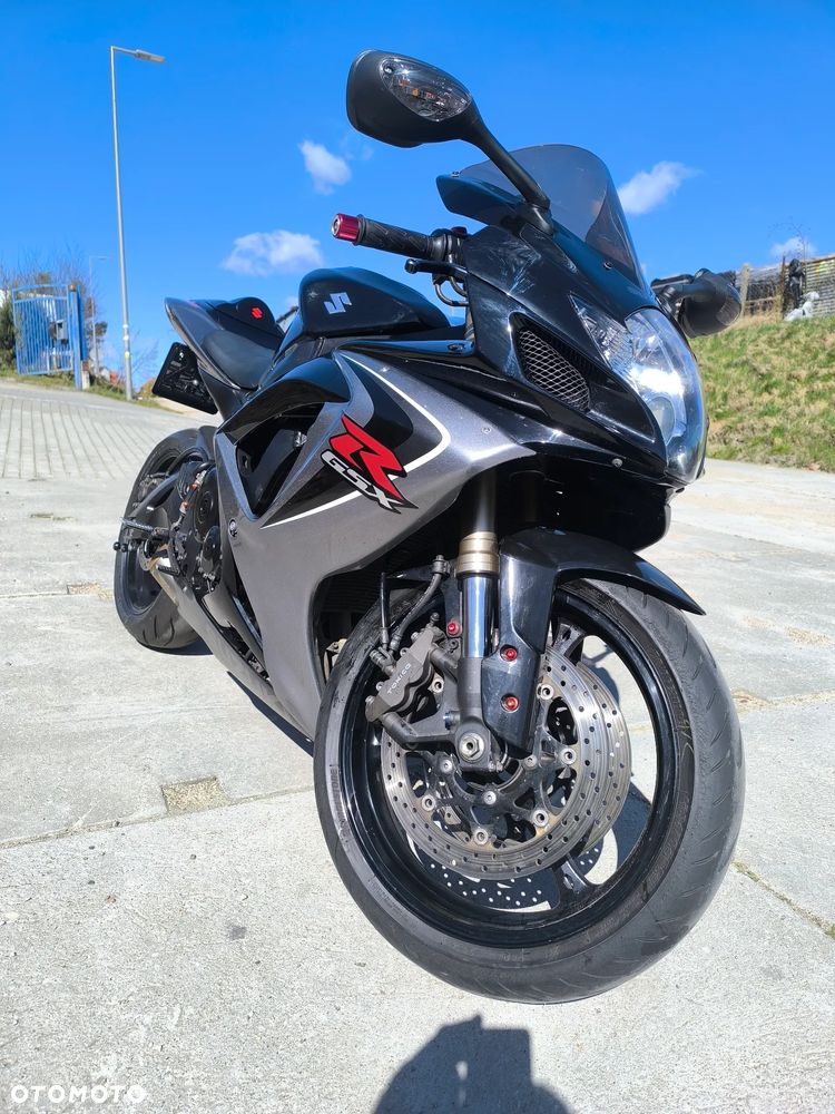Suzuki GSX-R - 2