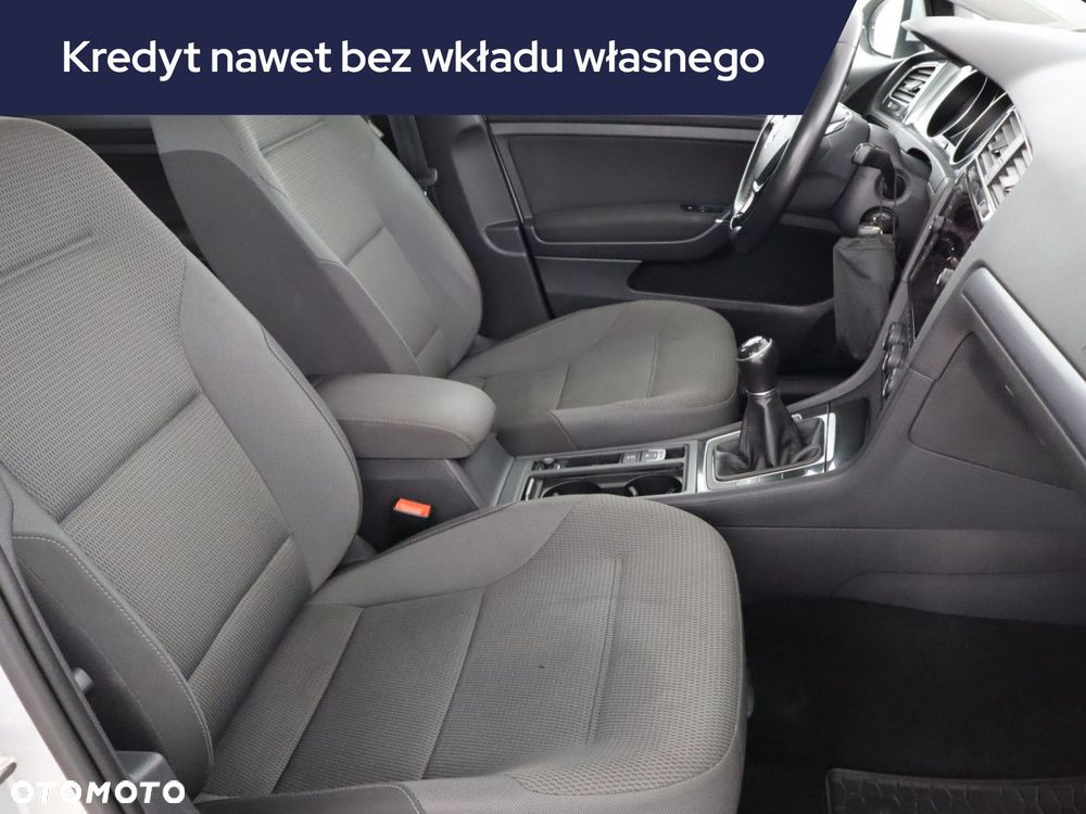 Volkswagen Golf Variant - 11