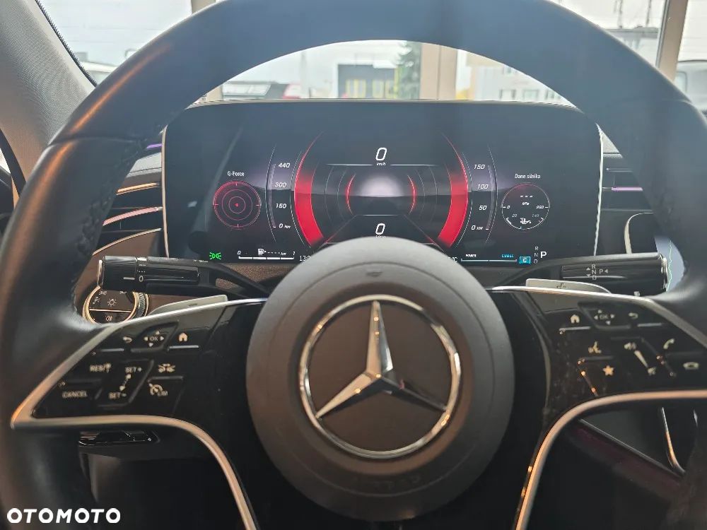 Mercedes-Benz Klasa E - 17