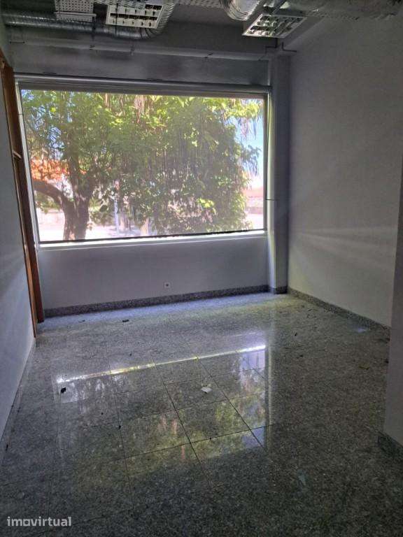 Imóvel Comercial em Carrazeda de Ansiães - Grande imagem: 3/24