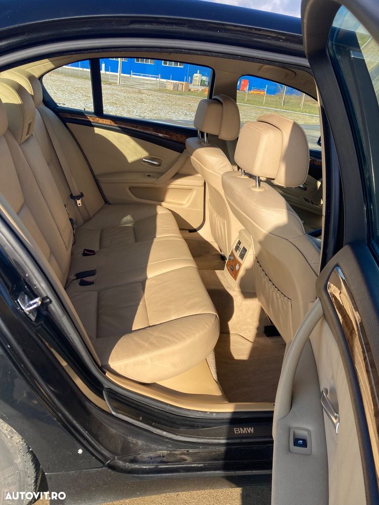 BMW Seria 5 520d - 9