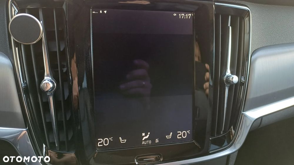Volvo V90 D4 Geartronic Kinetic - 21