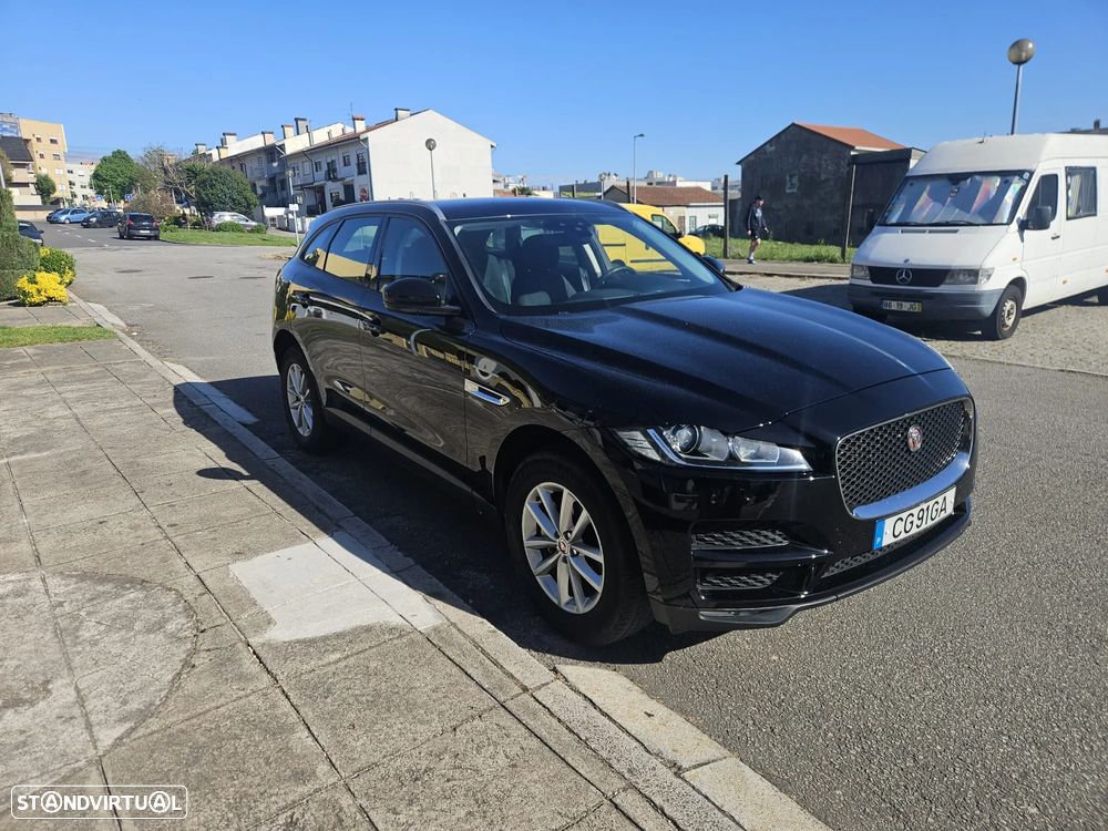 Jaguar F-Pace 2.0 i4D Pure - 2