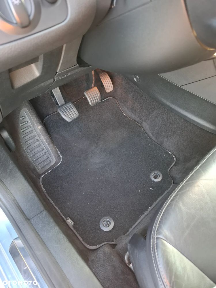 Ford Mondeo 1.8 TDCi Ghia - 17
