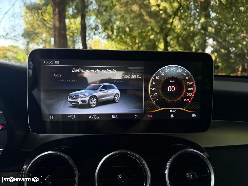 Mercedes-Benz GLC 220 d 4Matic 9G-TRONIC AMG Line - 32
