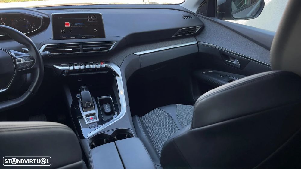 Peugeot 3008 PureTech 130 Stop & Start GPF EAT8 Allure - 19