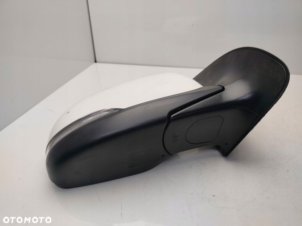 hyundai i20 i lift 12r- lusterko prawe zewnętrzne 8 pinów phw - 8