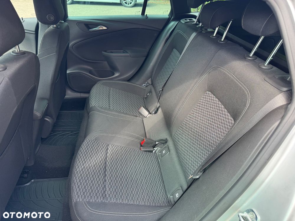 Opel Astra 1.6 D (CDTI) Dynamic - 16
