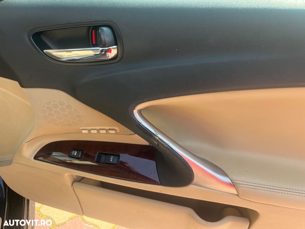 Lexus Seria IS 220d Luxury Line - 18