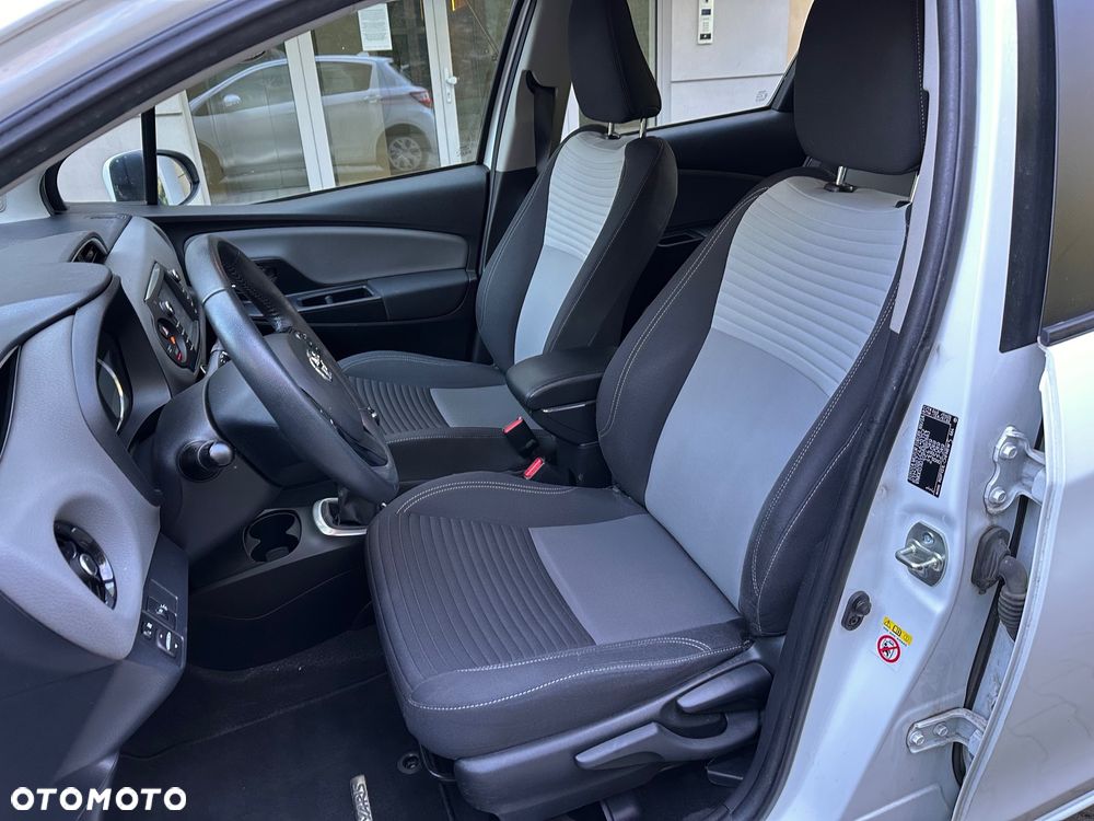 Toyota Yaris 1.5 Premium - 12
