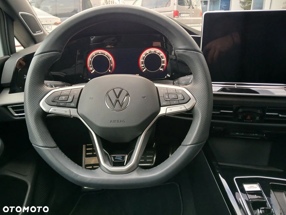 Volkswagen Golf 1.5 eTSI OPF DSG R-Line - 13