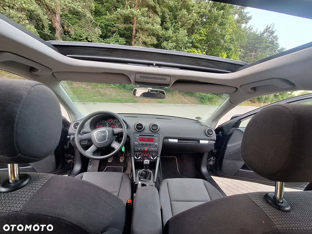 Audi A3 Sportback 1.6 Attraction - 25