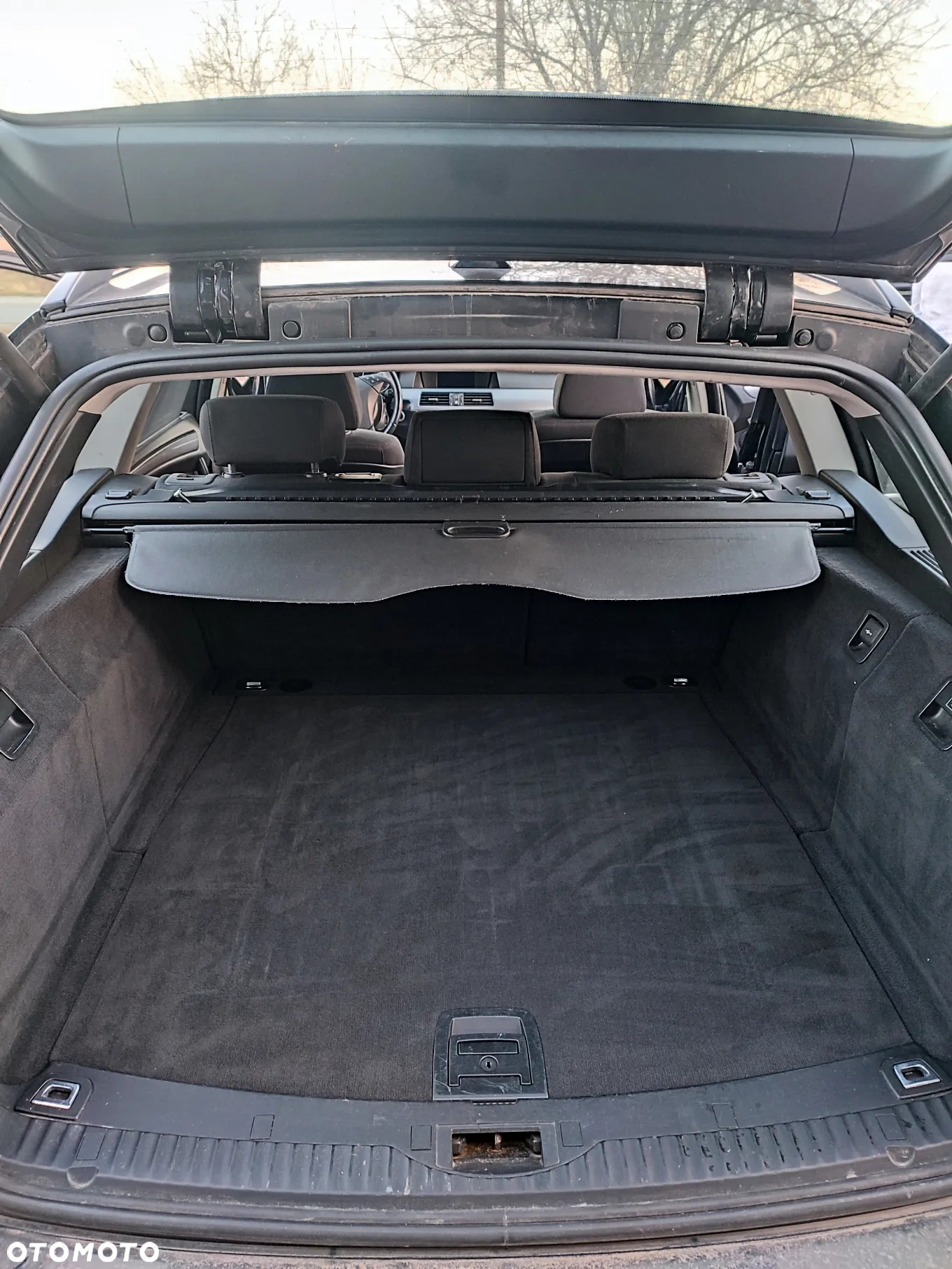 BMW Seria 5 520d Touring - 12