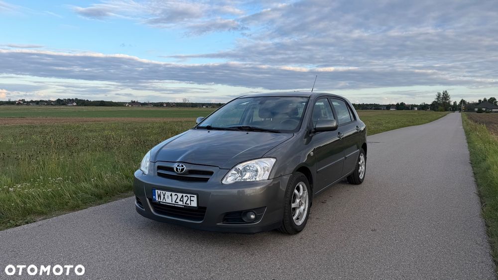 Toyota Corolla 1.6 VVT-i Sol - 1